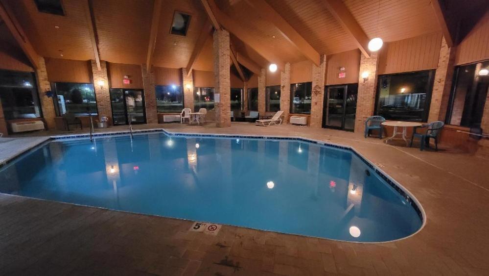 Royal Inn Suites Huntington Dış mekan fotoğraf
