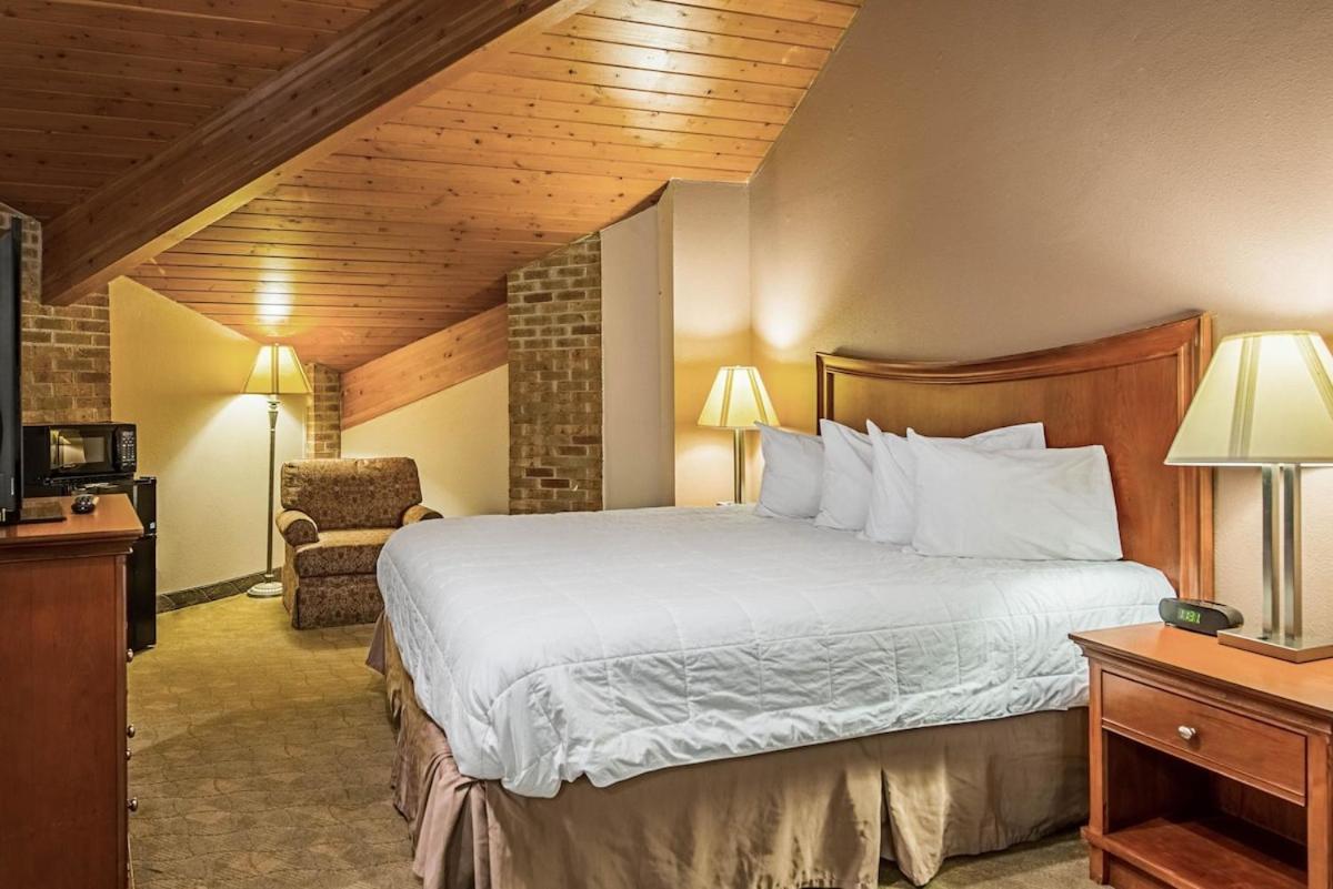 Royal Inn Suites Huntington Dış mekan fotoğraf