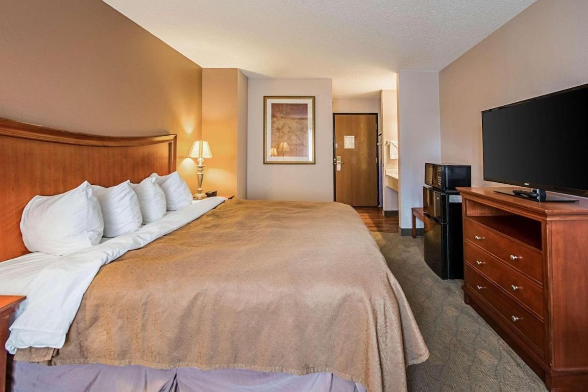 Royal Inn Suites Huntington Dış mekan fotoğraf